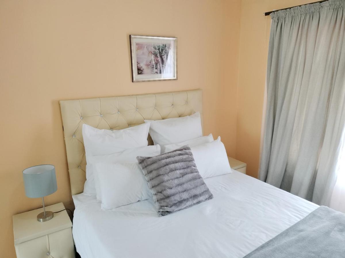 Sunrise Guesthouse Претория Экстерьер фото